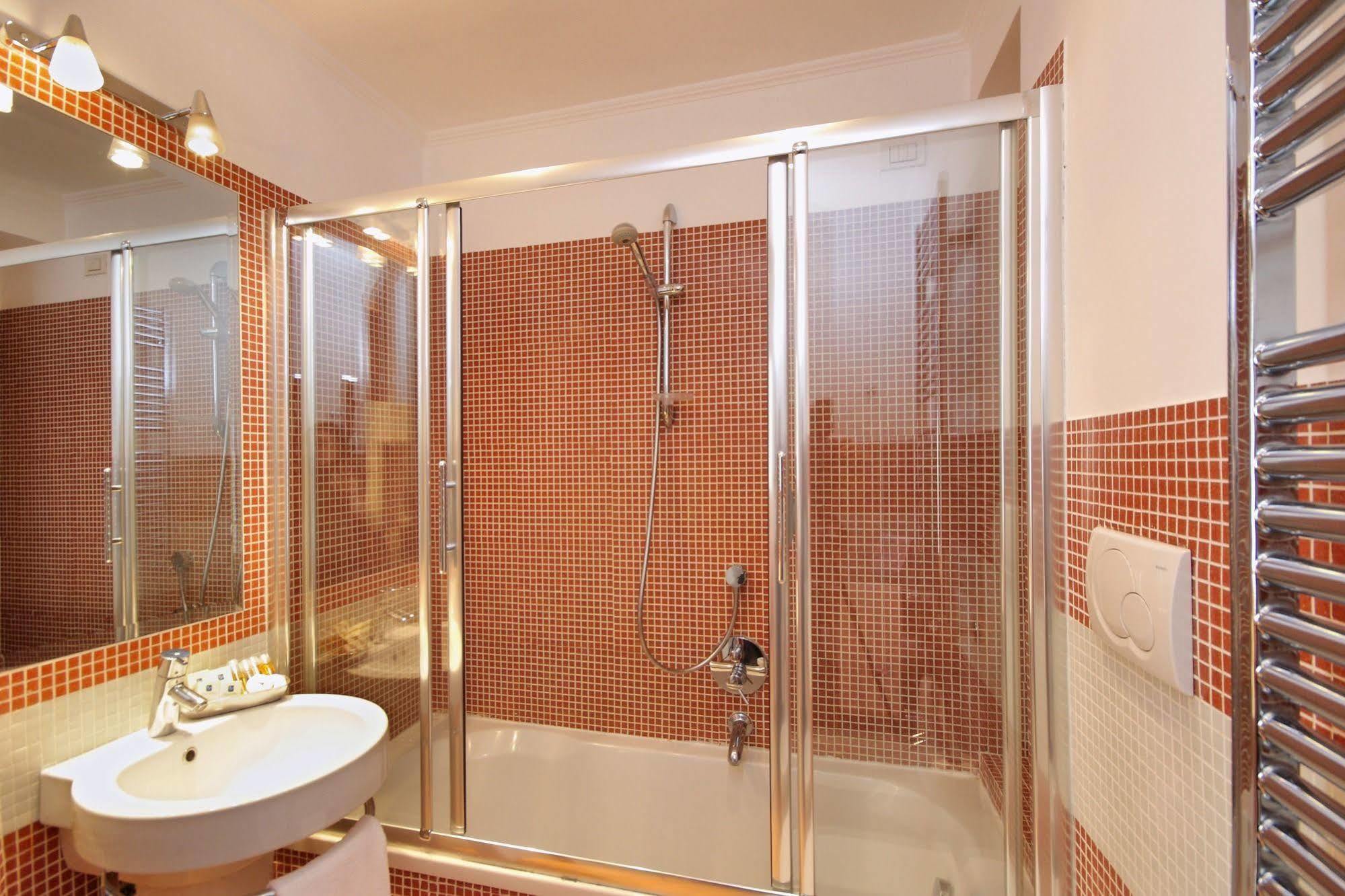 Отель Relais Pierret Рим Экстерьер фото