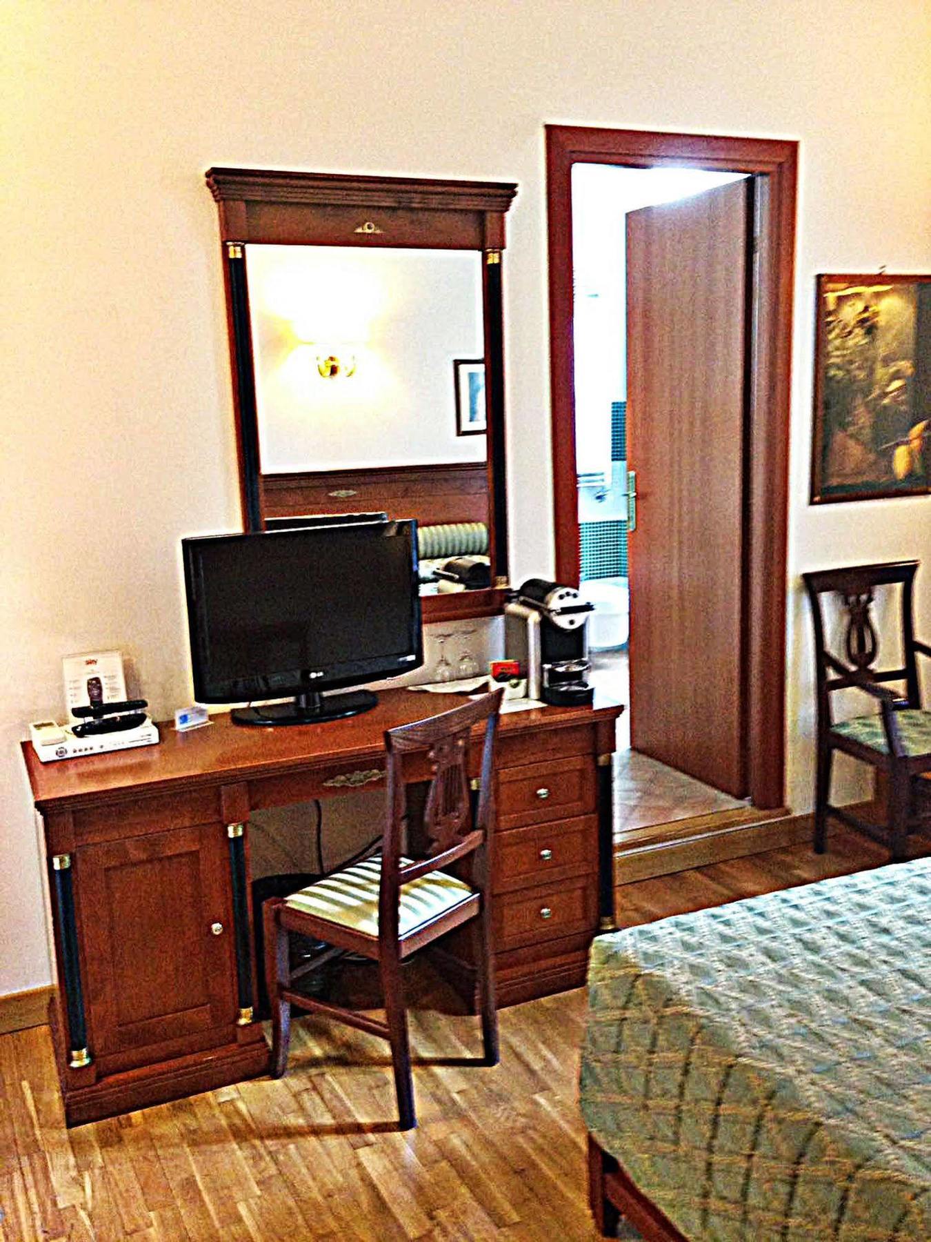 Отель Relais Pierret Рим Экстерьер фото